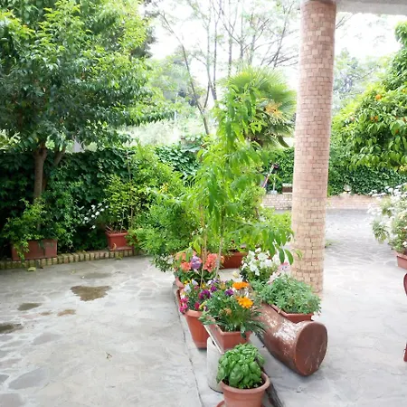 1959 Bed & Breakfast 3*